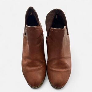 Faded Glory Brown Leather Ankle Boots, Size 7